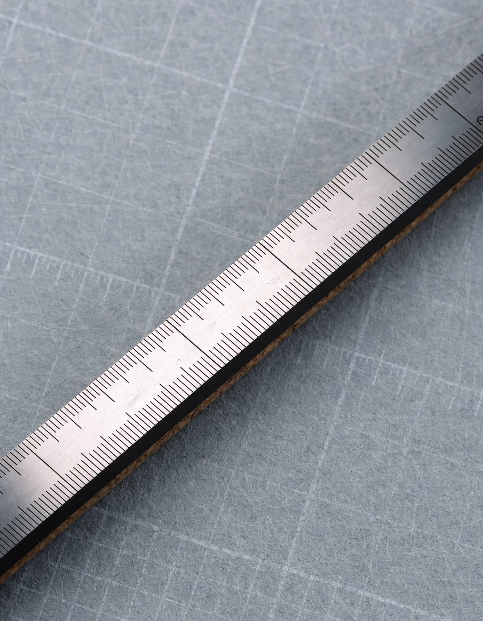 Scale Rule, 150 mm — Etched stainless, 0.5 mm graduation, non-slip back